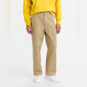 Levi’s skate loose chino khaki pants 34 x 30